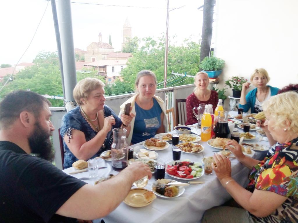 Temuka Hotel Sighnaghi Eksteriør billede